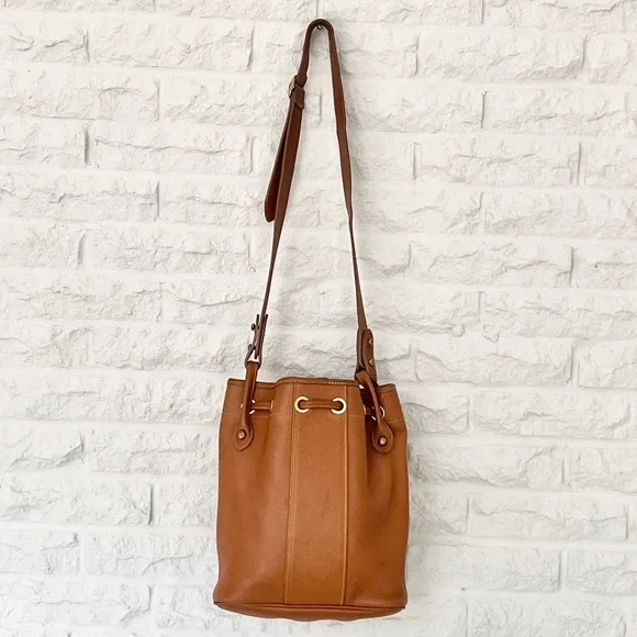Vintage Dooney & Bourke British Tan Leather Drawstring Bucket Bag - Picture 6 of 14